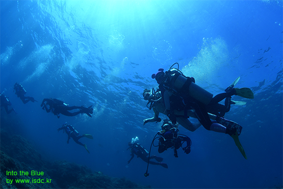 Hole in the wall_Sabang_Philippines_14may201909-1.jpg