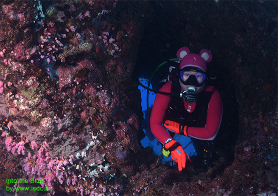 Hole in the wall_Sabang_Philippines_14may201910-1.jpg